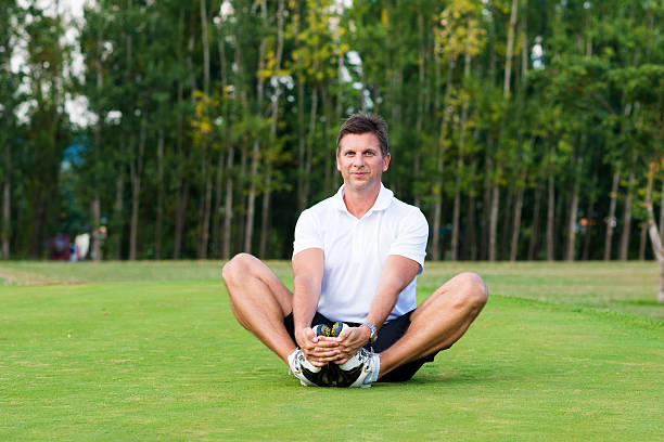 9 Easy Golf Warm-Up Routine for Beginners (Avoid Injuries & Hit Better) 2 golf warm-up routine for beginners